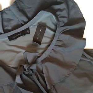 Like New The Limited Grey Long Tie Shirt XL